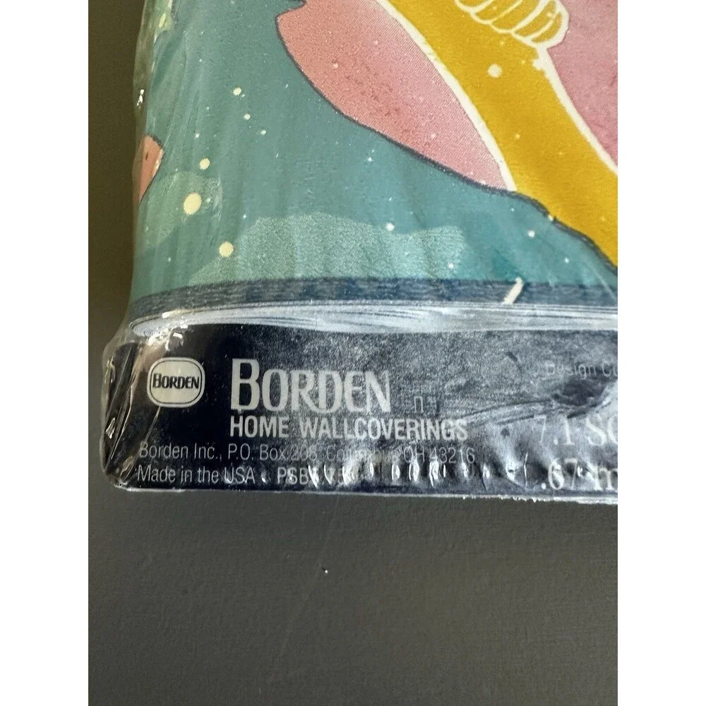 Vintage Borden Peel & Stick Borderlines Peel and Stick Fish Aquarium Border